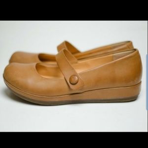 Korks by Kork-Ease wedge hills